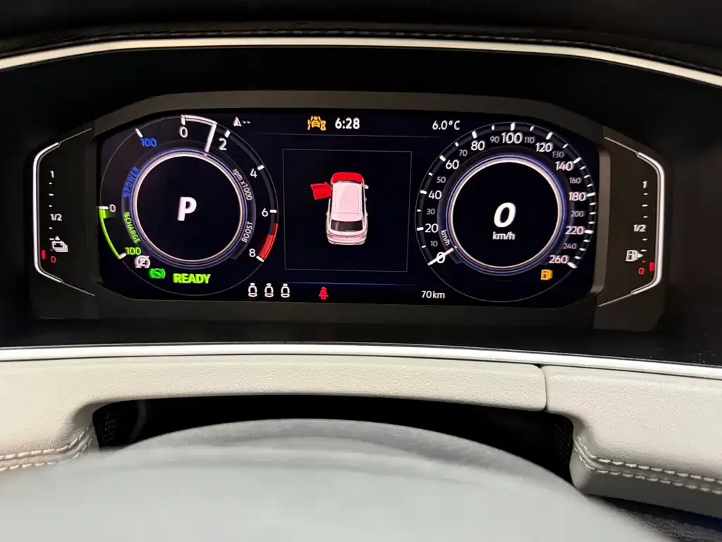 Volkswagen GTE PHEV 2023 из CN, фото 10