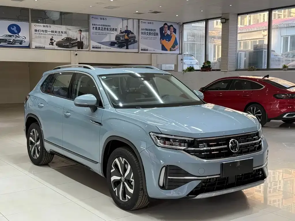 Volkswagen GTE PHEV 2023 из CN, фото 3