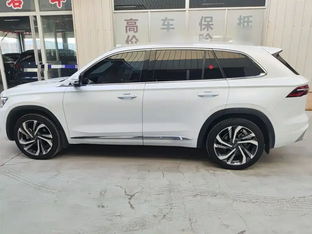 Geely Xingyue L 2023 из CN, фото 5