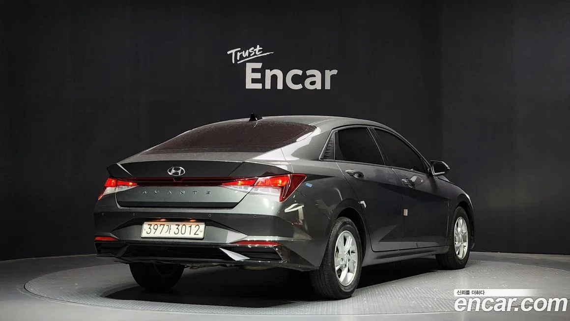 Hyundai AVANTE 2022 из KR, фото 2