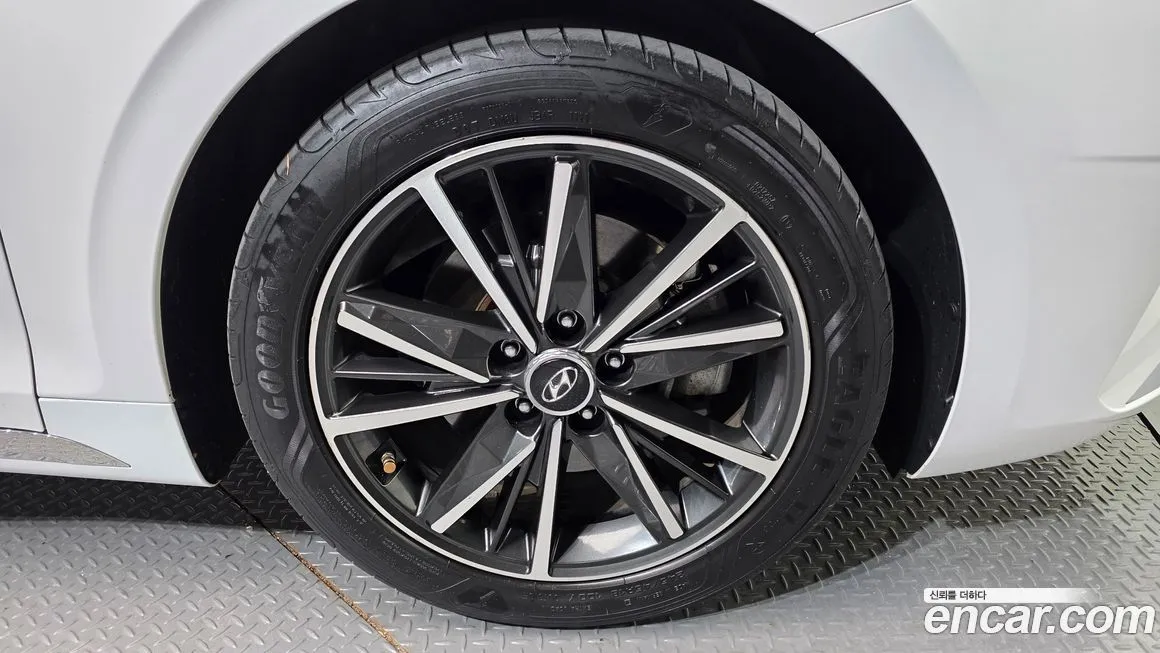 Hyundai Grandeur 2022 из KR, фото 5