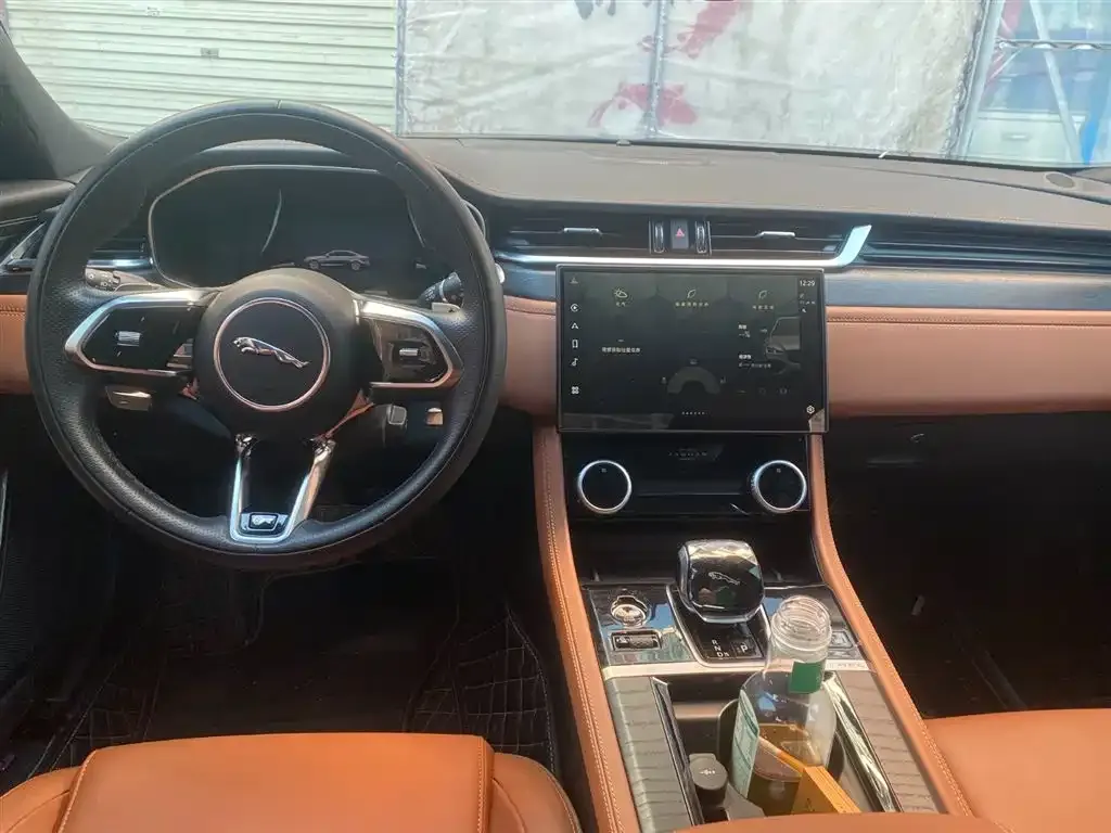 Jaguar XFL 2023 из CN, фото 7