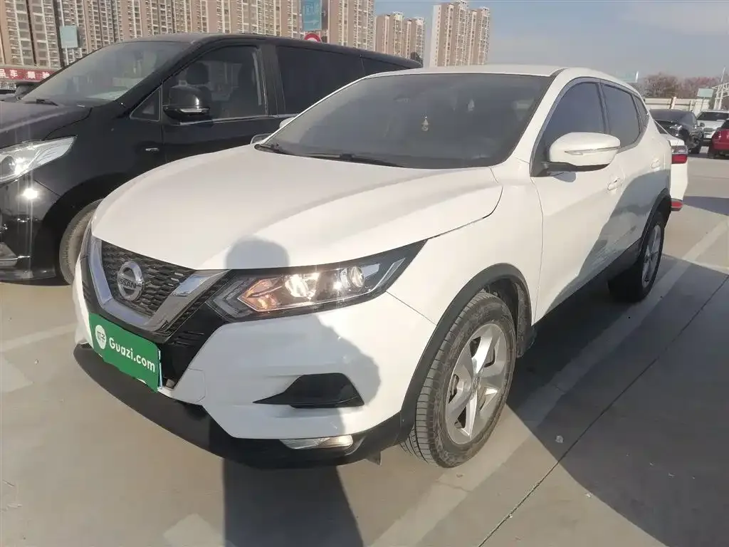 Nissan Qashqai 2023 из CN, фото 2
