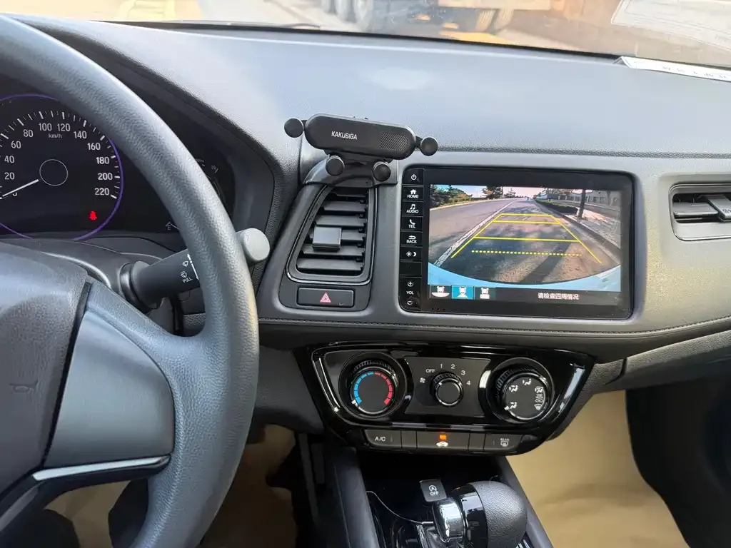 Honda Vezel 2021 из CN, фото 10