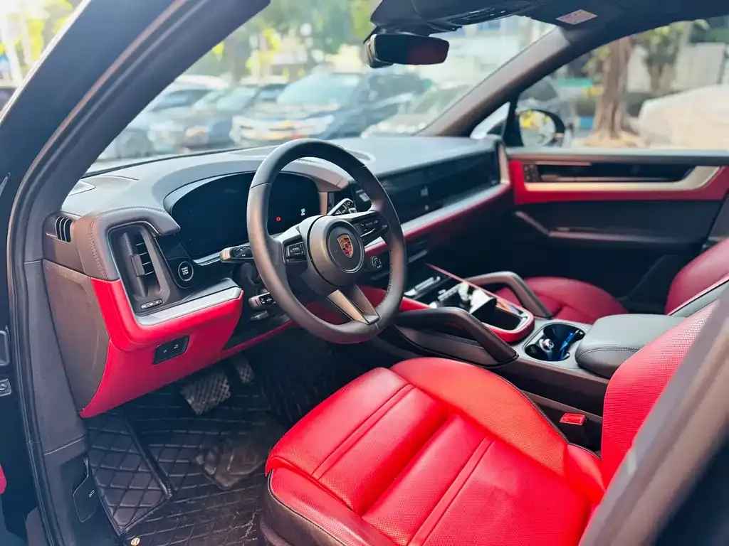Porsche Cayenne 2024 из CN, фото 4