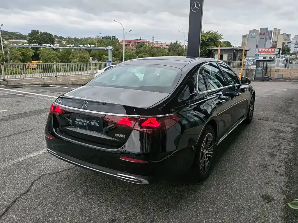 Mercedes-Benz E-Class 2024 из CN, фото 3