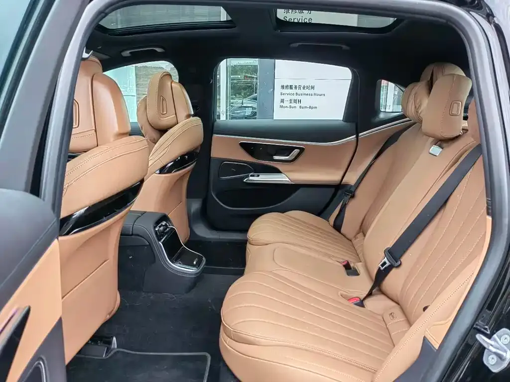 Mercedes-Benz E-Class 2024 из CN, фото 6