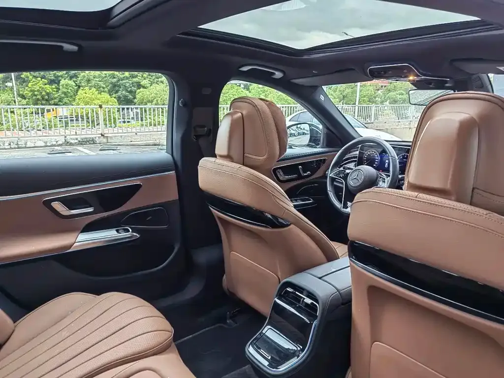 Mercedes-Benz E-Class 2024 из CN, фото 7