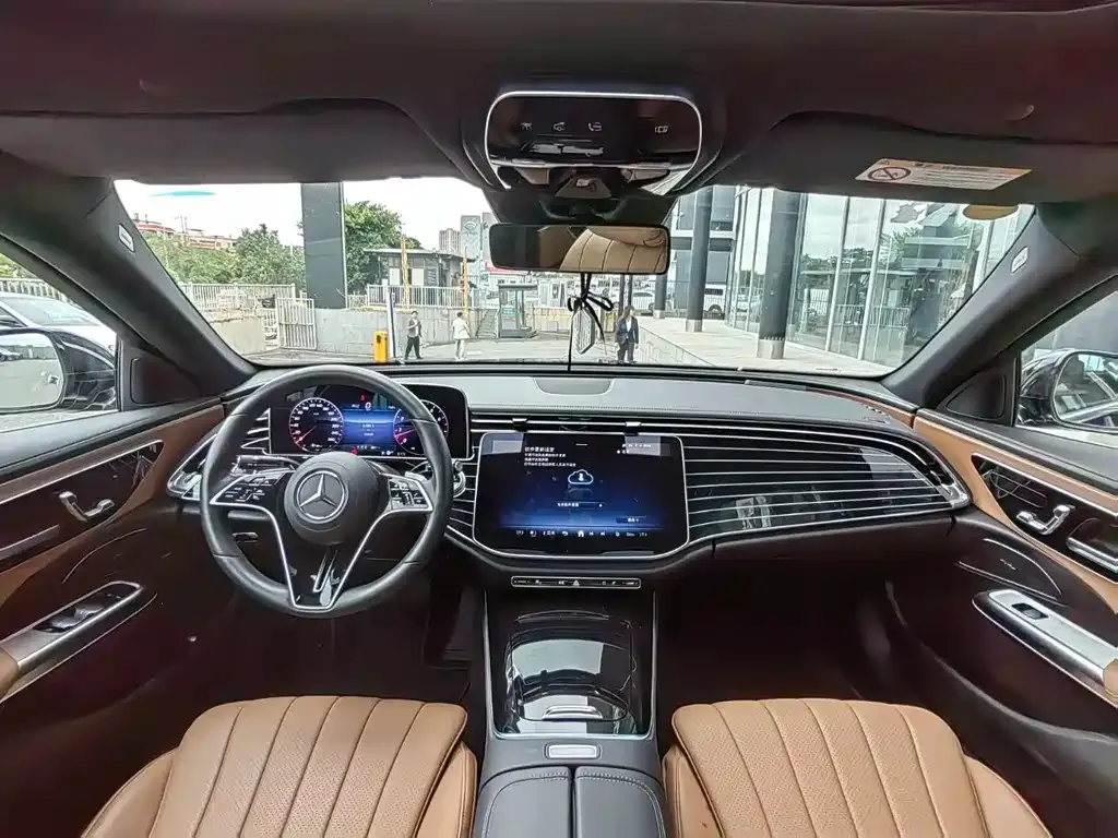 Mercedes-Benz E-Class 2024 из CN, фото 9