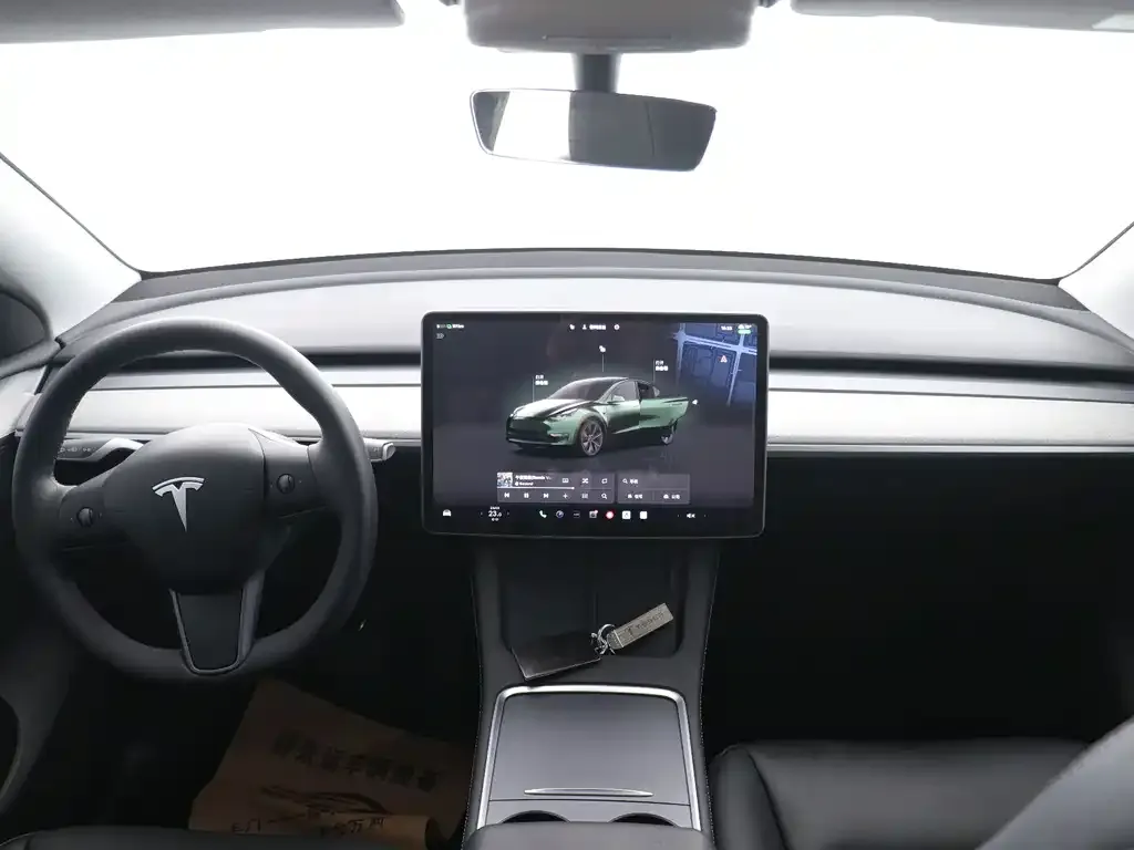 Tesla Model Y 2023 из CN, фото 10