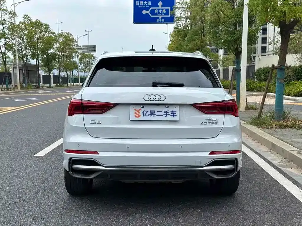 Audi Q3 2023 из CN, фото 8