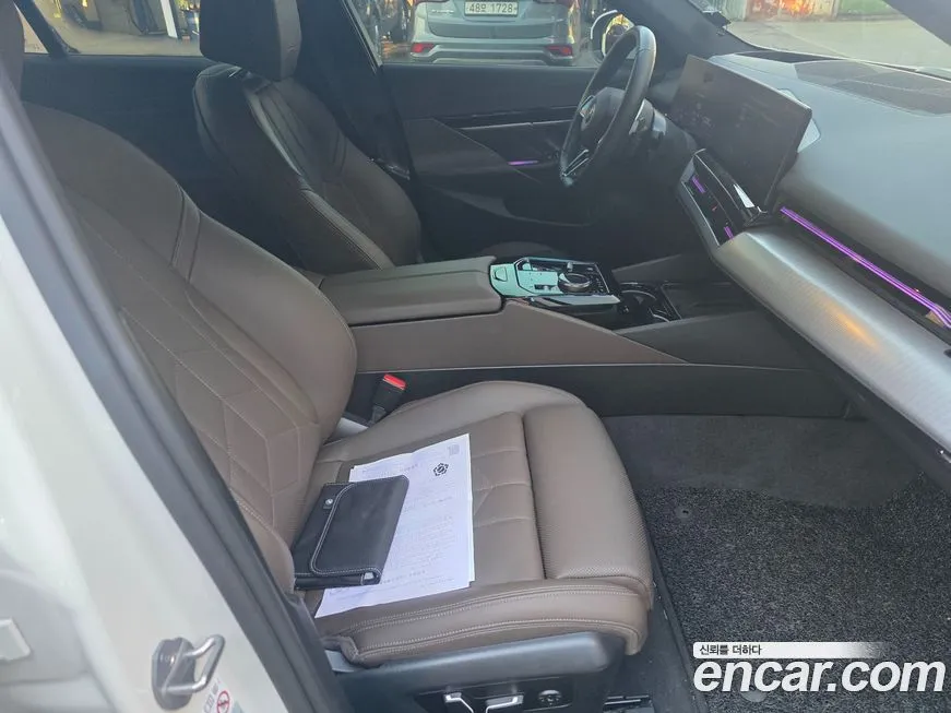 BMW 5-Series 2024 из KR, фото 6