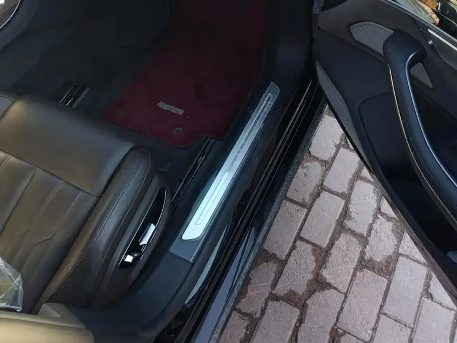Audi A8 2022 из CN, фото 8