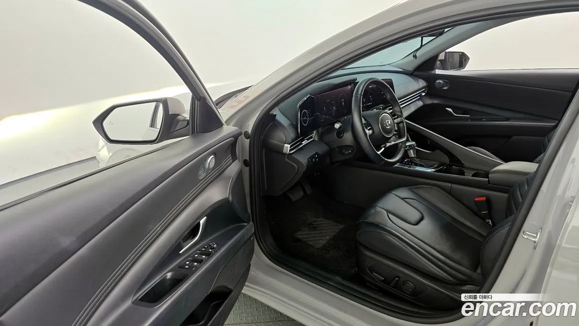 Hyundai AVANTE 2023 из KR, фото 10