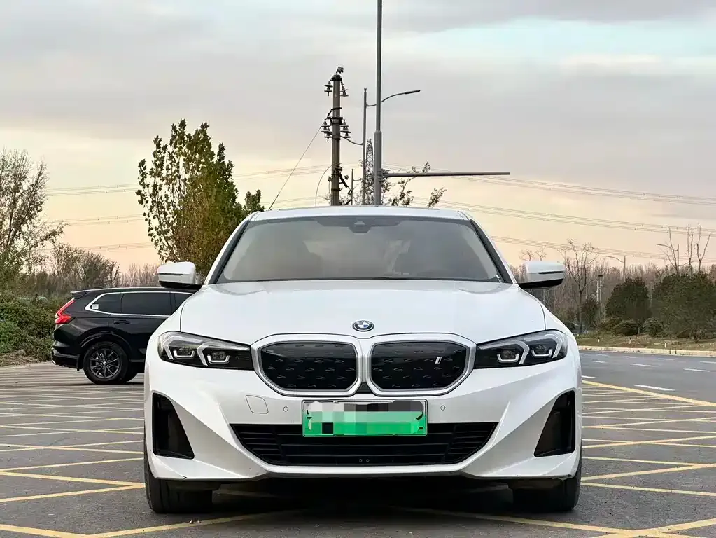 BMW i3 2024 из CN, фото 2