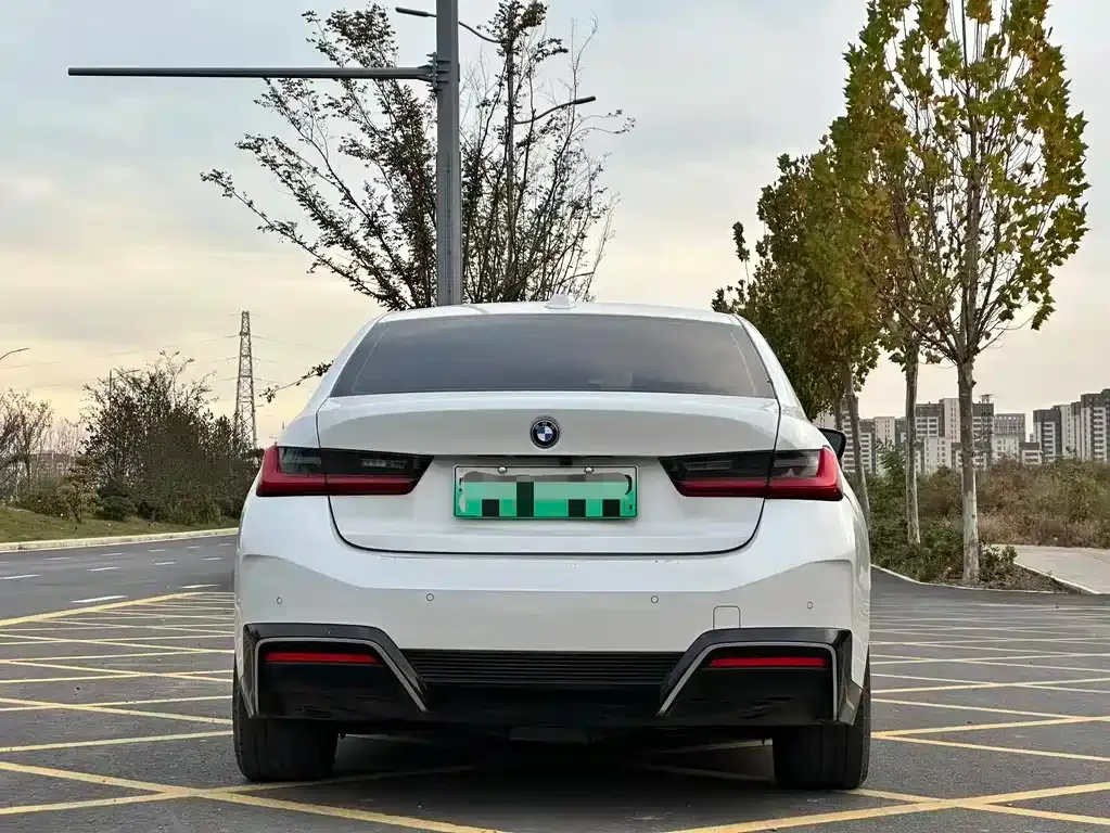 BMW i3 2024 из CN, фото 5