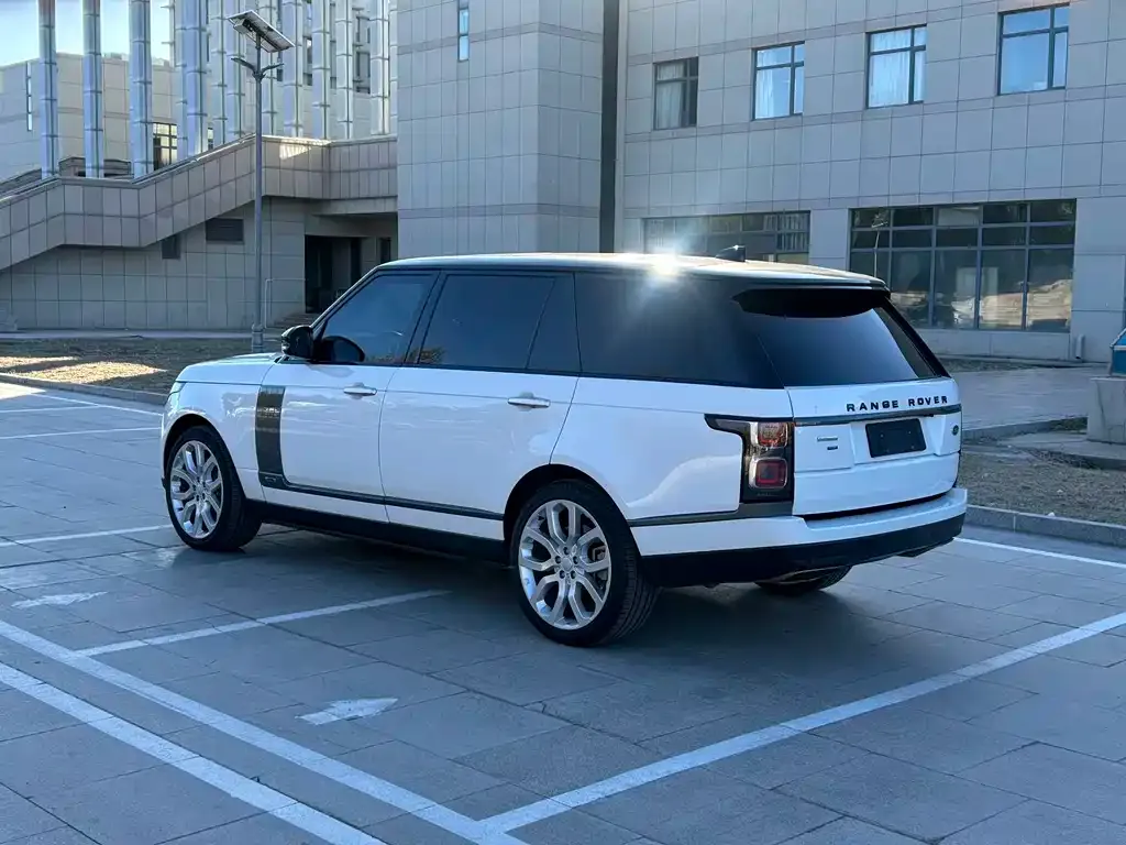 Land Rover Range Rover 2022 из CN, фото 8