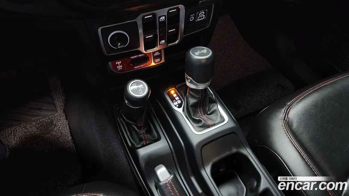 Jeep Wrangler 2021 из KR, фото 9