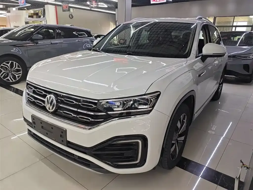 Volkswagen GTE PHEV 2023 из CN, фото 2