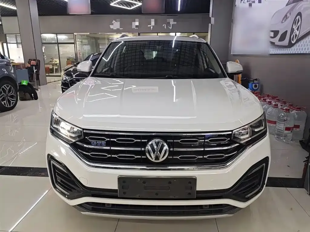 Volkswagen GTE PHEV 2023 из CN, фото 3