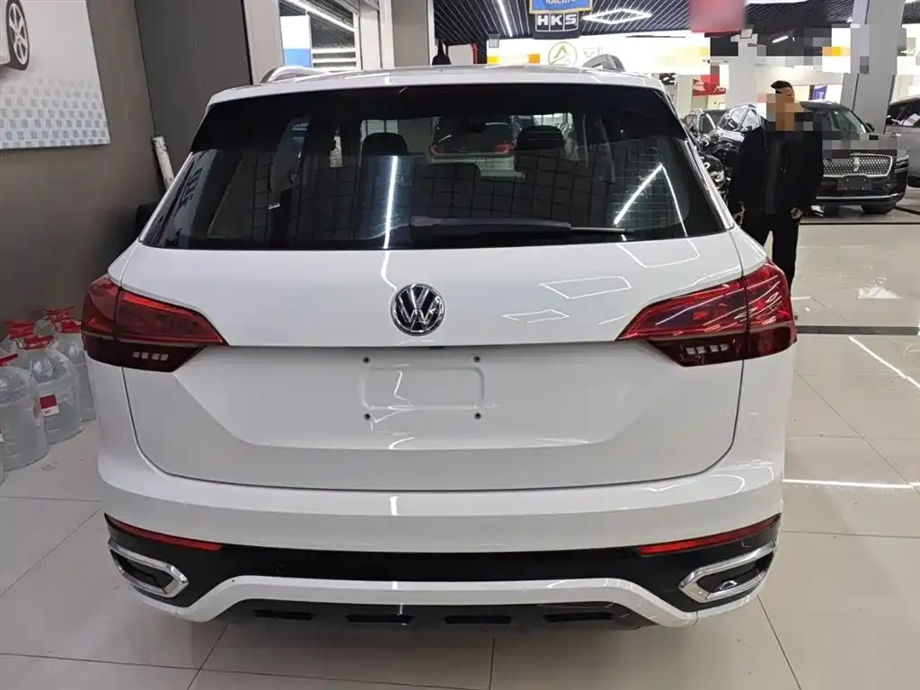 Volkswagen GTE PHEV 2023 из CN, фото 6