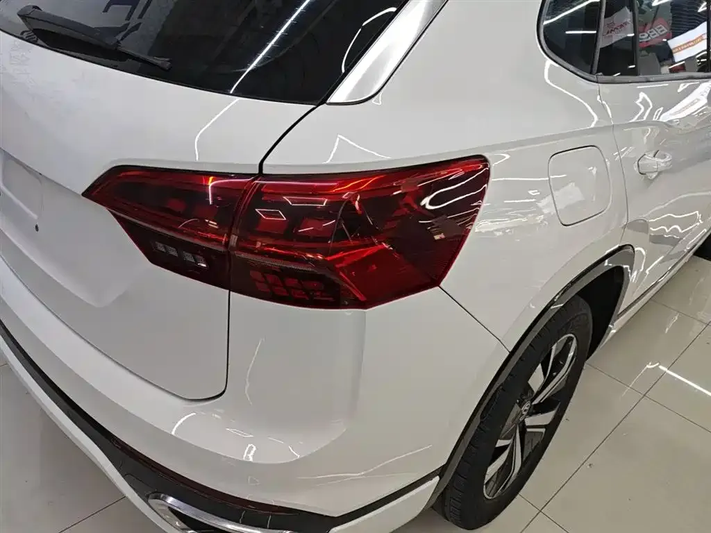 Volkswagen GTE PHEV 2023 из CN, фото 8