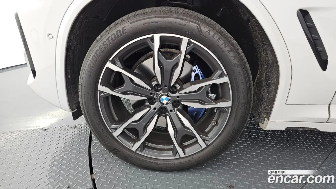BMW X4 2025 из KR, фото 5
