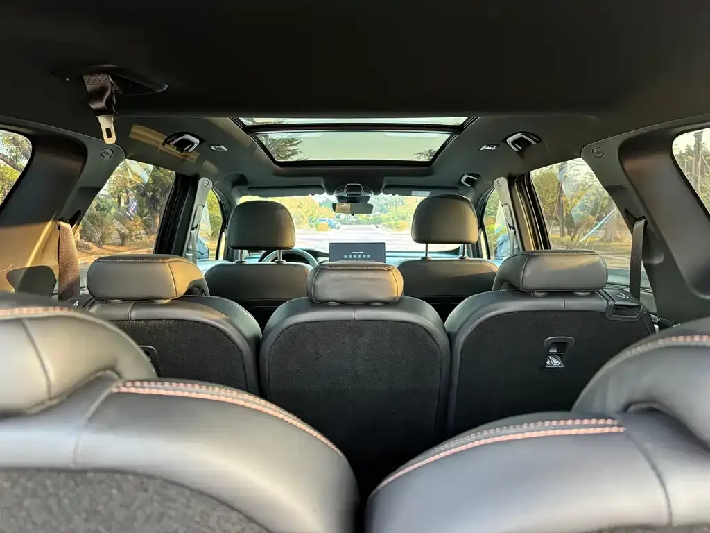 Geely Haoyue L 2024 из CN, фото 6