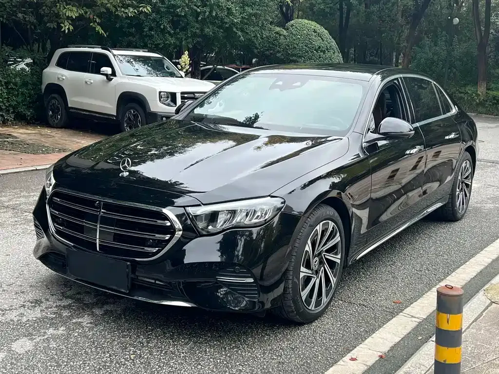 Mercedes-Benz E-Class 2025 из CN, фото 2