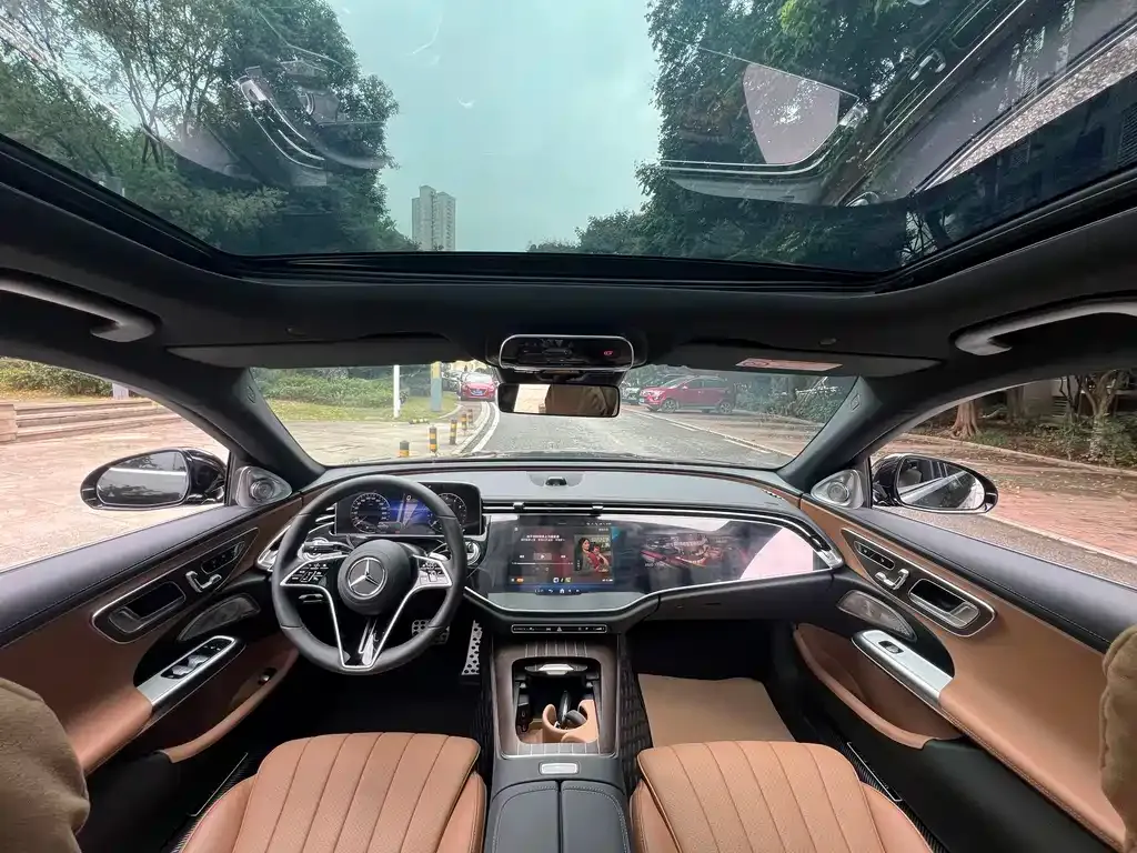 Mercedes-Benz E-Class 2025 из CN, фото 5