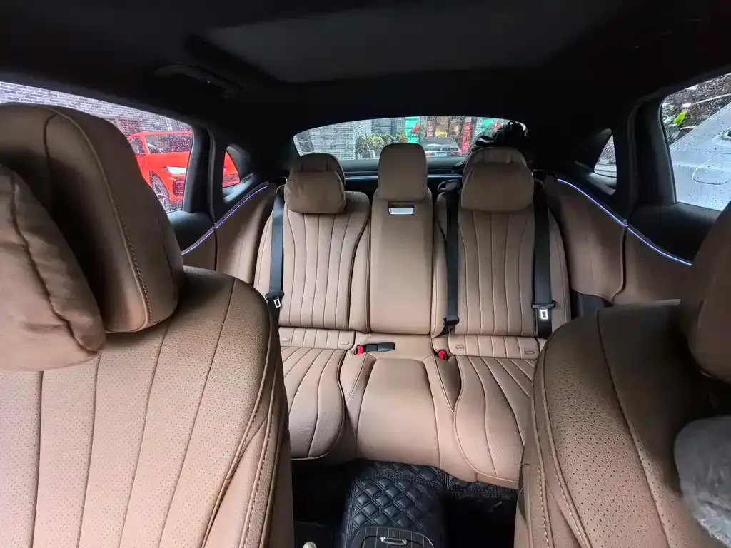 Mercedes-Benz E-Class 2025 из CN, фото 7