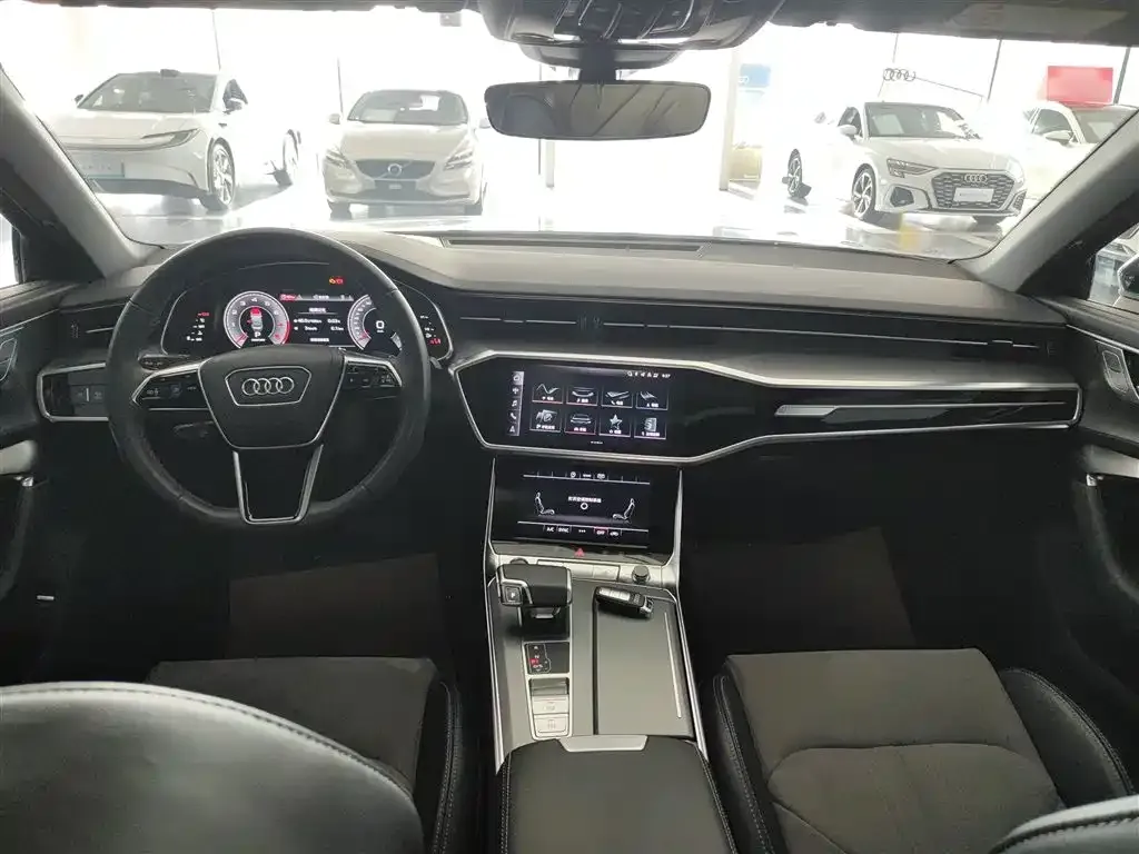 Audi A6L 2024 из CN, фото 10