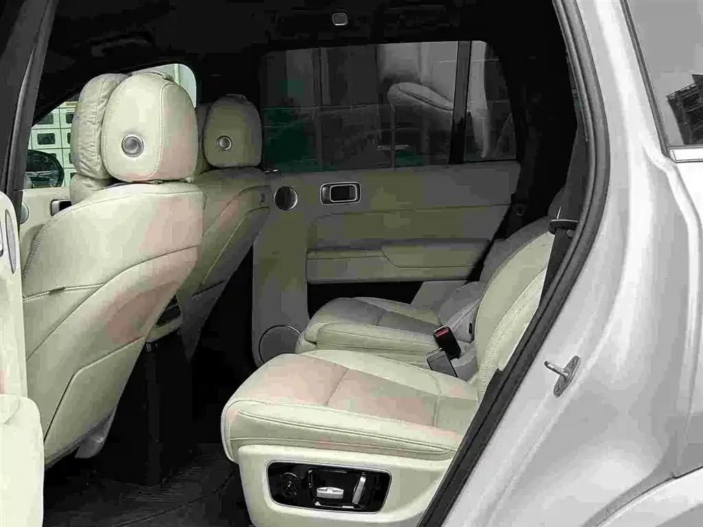 Li Auto L9 2023 из CN, фото 8
