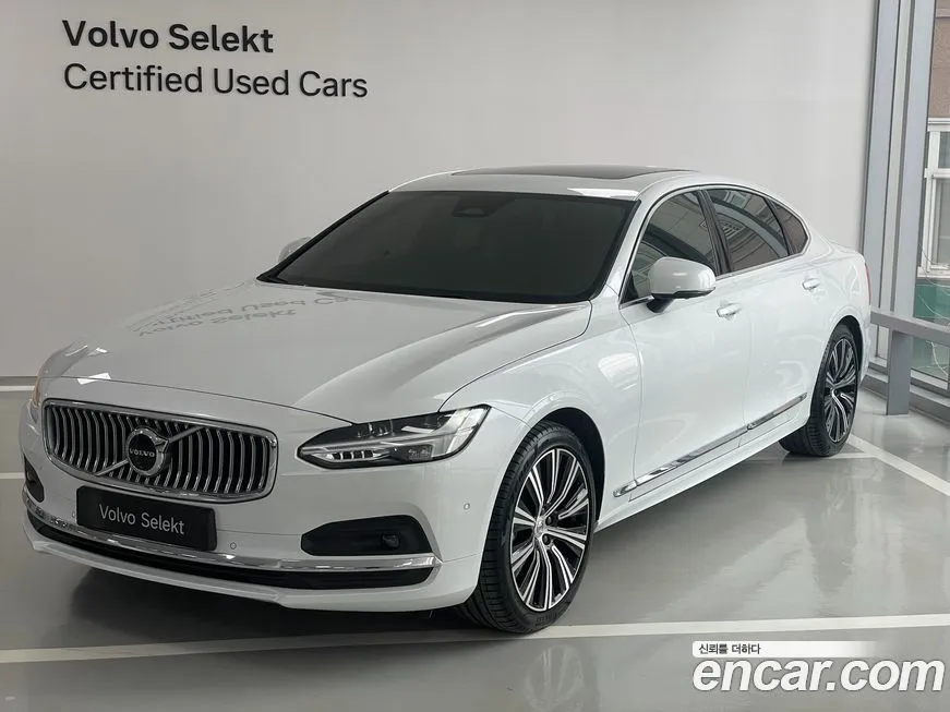 Volvo S90 2024 из KR, фото 1