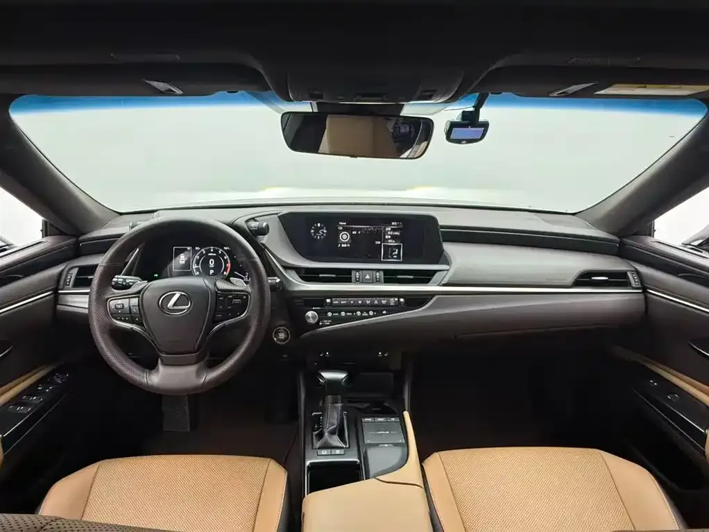 Lexus ES 2021 из CN, фото 4
