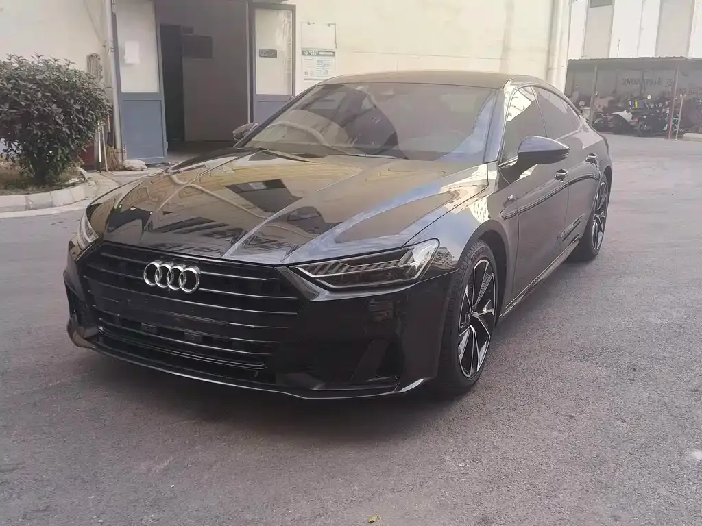 Audi A7 2021 из CN, фото 1