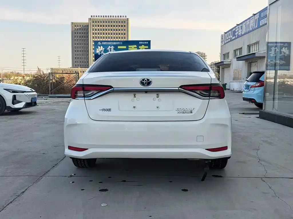 Toyota Corolla 2021 из CN, фото 8