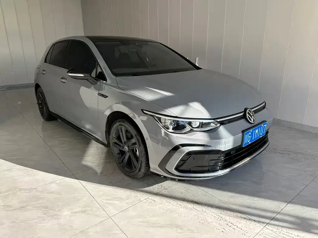 Volkswagen Golf 2022 из CN, фото 2