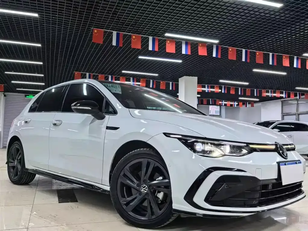 Volkswagen Golf 2021 из CN, фото 3