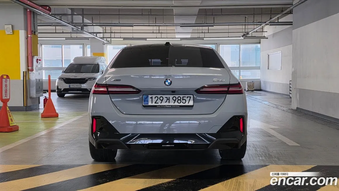 BMW 5-Series 2025 из KR, фото 4