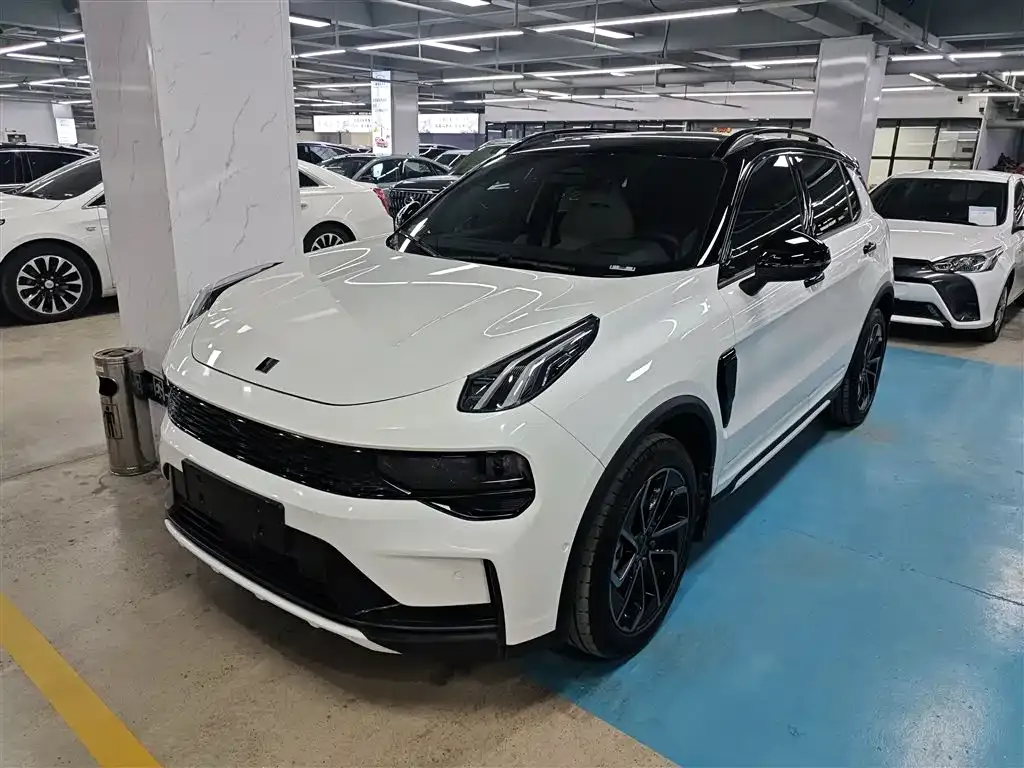 Lynk & Co 01 EM-P 2022 из CN, фото 2