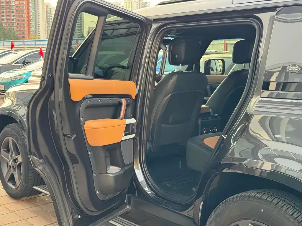 Land Rover Defender 2024 из CN, фото 9