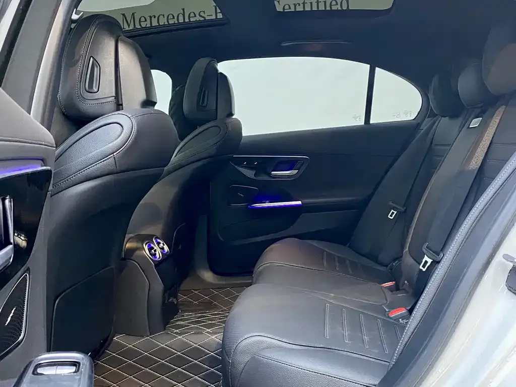 Mercedes-Benz C-Class 2024 из CN, фото 6