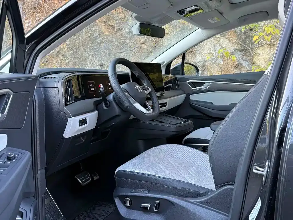 Volkswagen Talagon 2025 из CN, фото 5