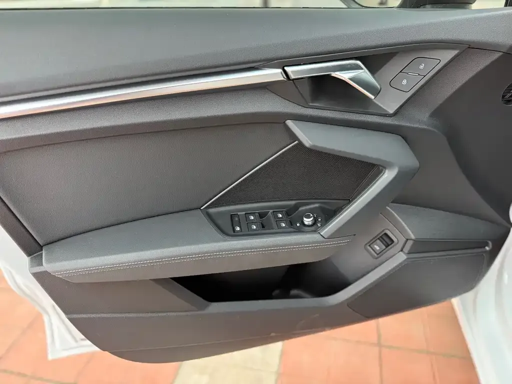 Audi A3 2022 из CN, фото 9