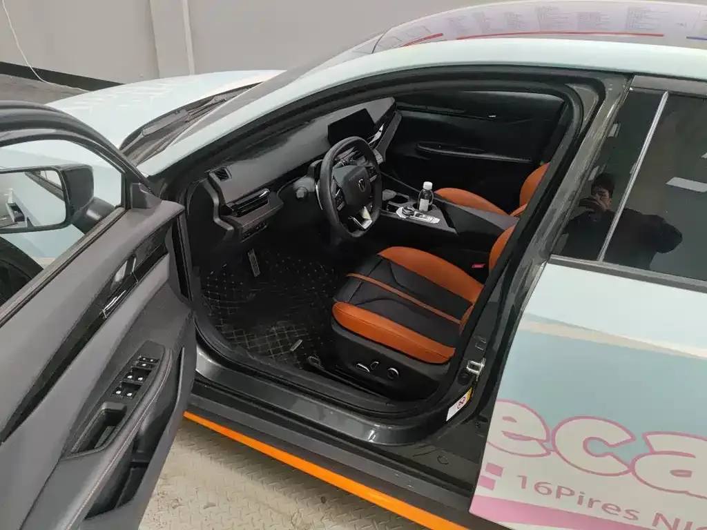 Changan UNI-V 2024 из CN, фото 4