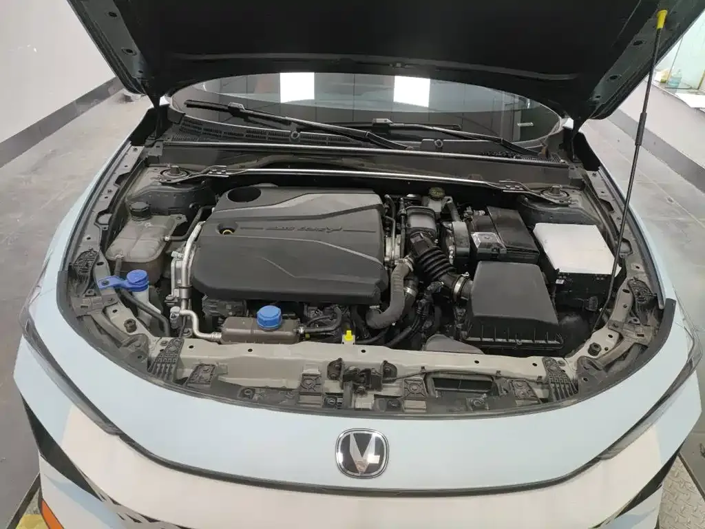 Changan UNI-V 2024 из CN, фото 7