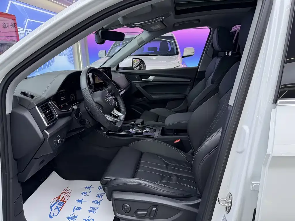 Audi Q5L 2022 из CN, фото 4