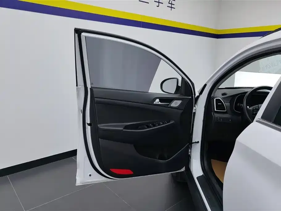 Hyundai Tucson 2021 из CN, фото 7