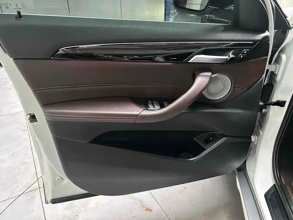 BMW X2 2023 из CN, фото 2